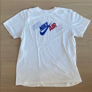 EUC Nike t-shirt
